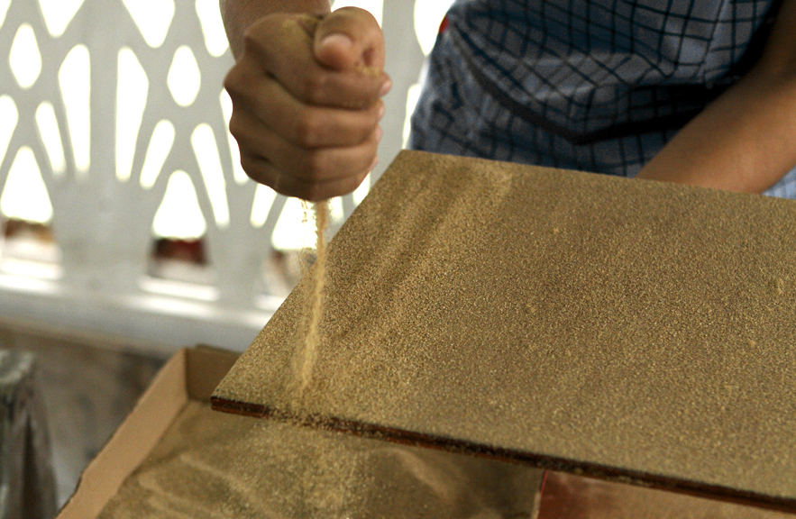 Alexander Lamont gilded sand workshop