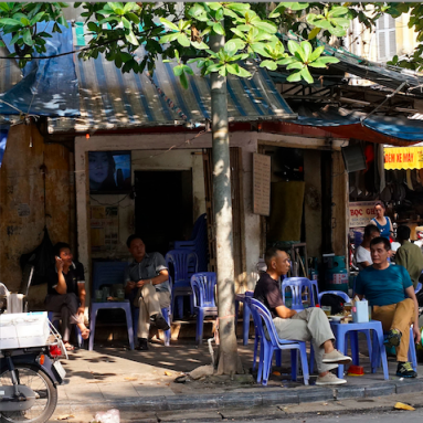 Hanoi cafe scene photo by Alexander Lamont