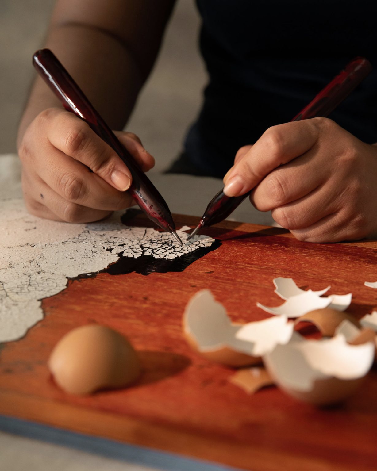 Craftsmanship Matters: the Art of Eggshell Inlay – blog.alexanderlamont.com
