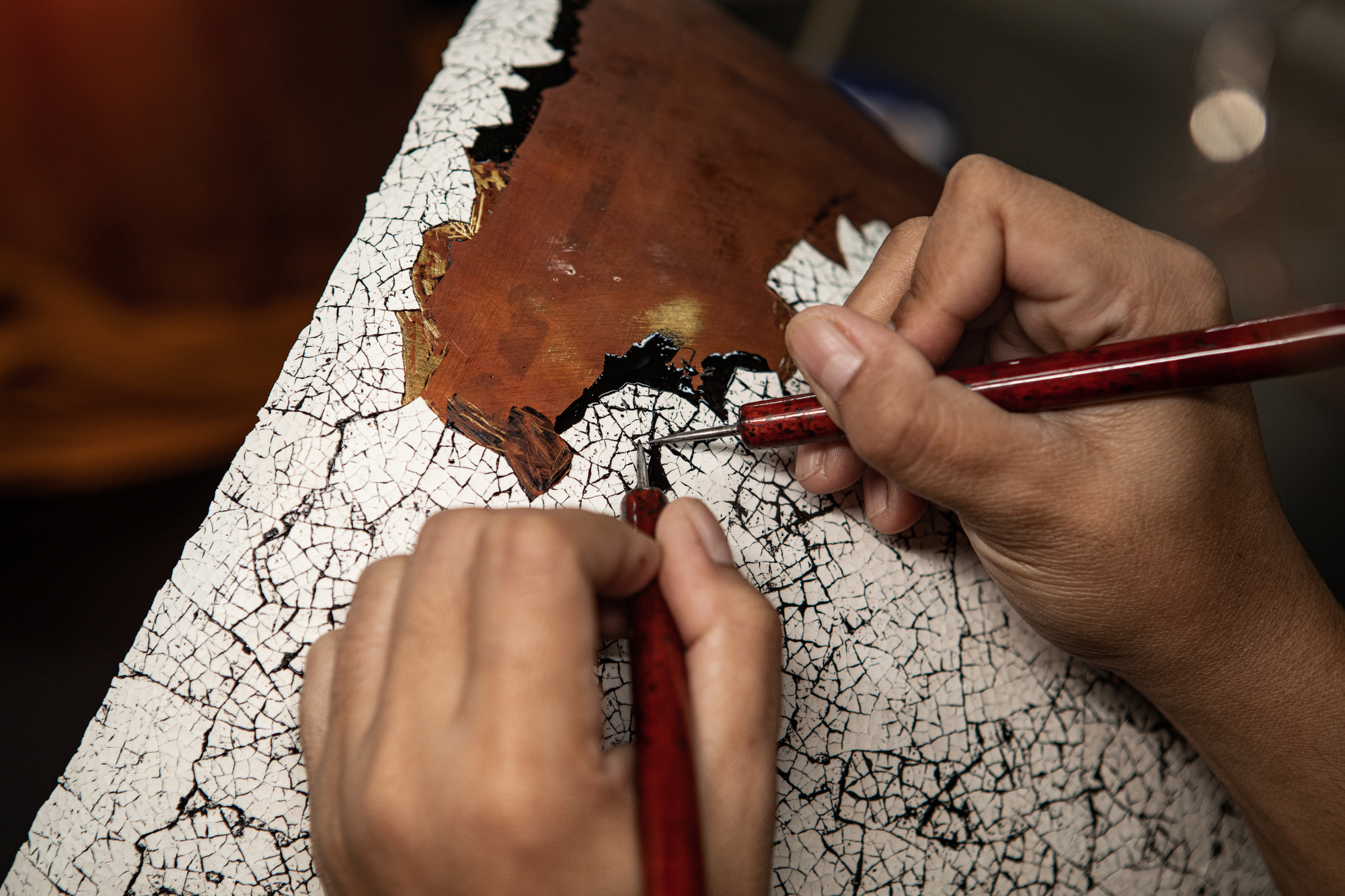 Craftsmanship Matters: the Art of Eggshell Inlay – blog.alexanderlamont.com