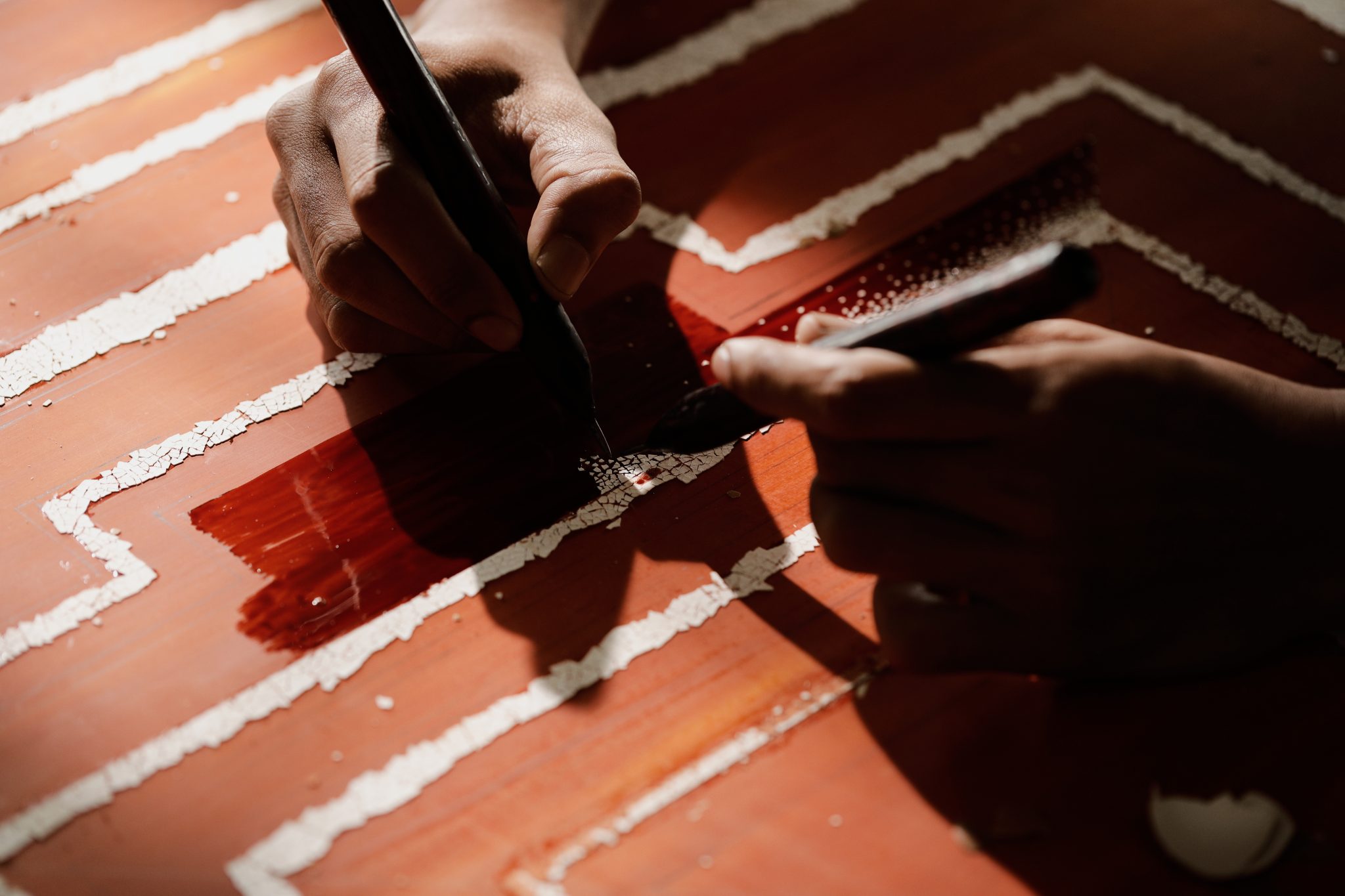 Craftsmanship Matters: the Art of Eggshell Inlay – blog.alexanderlamont.com