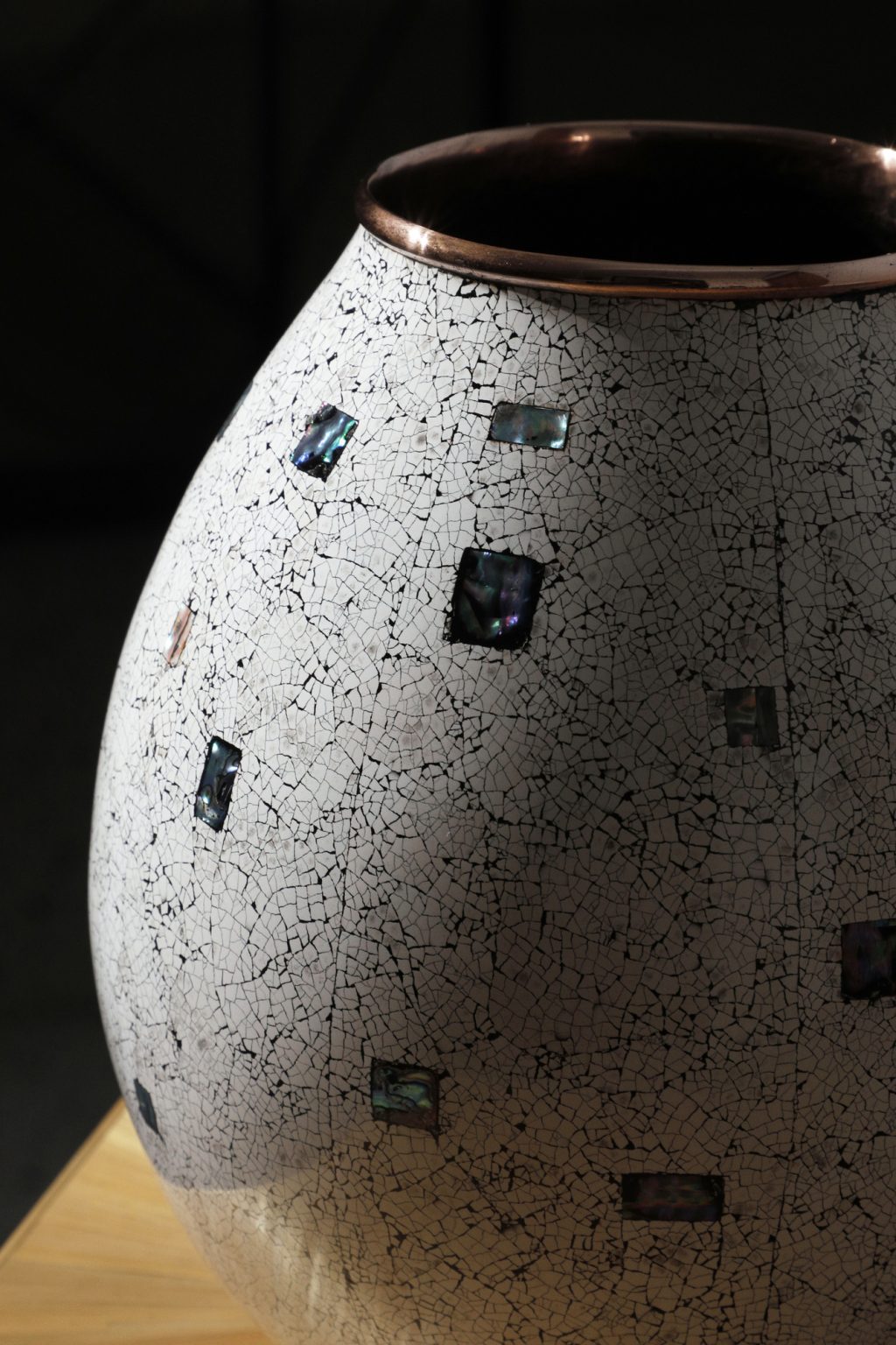 Craftsmanship Matters: the Art of Eggshell Inlay – blog.alexanderlamont.com